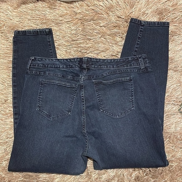 Torrid Denim Skinny Jeans - Picture 7 of 9